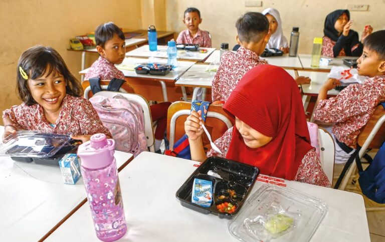 Dinas Pendidikan Masih Tunggu Juknis Makan Bergizi Gratis