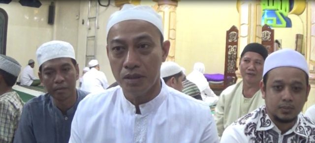 Ahmad Zarkasi(tengah) Ketua Pelaksana Kegiatan
