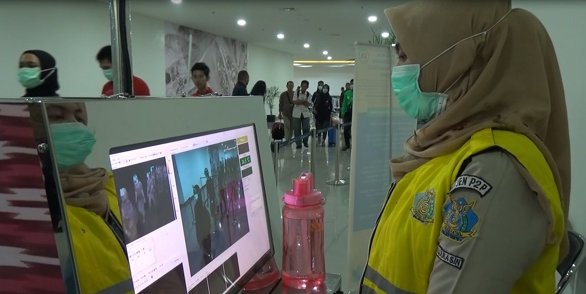 Bandara Internasional Syamsudin Noor Banjarmasin memasang 2 Alat Thermal Scanner