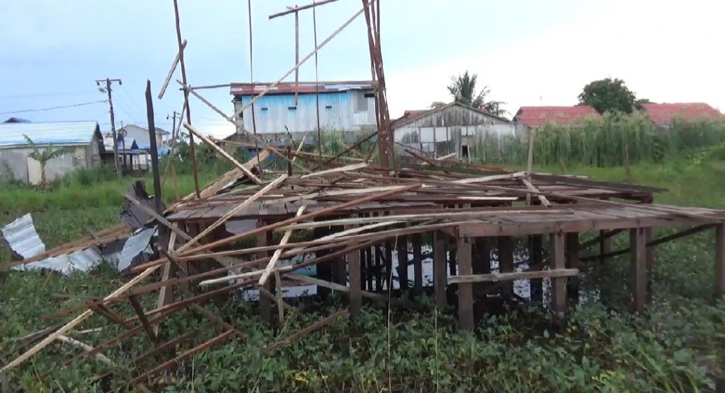 Delapan Rangka Bangunan Perumahan Diterpa Angin Kencang