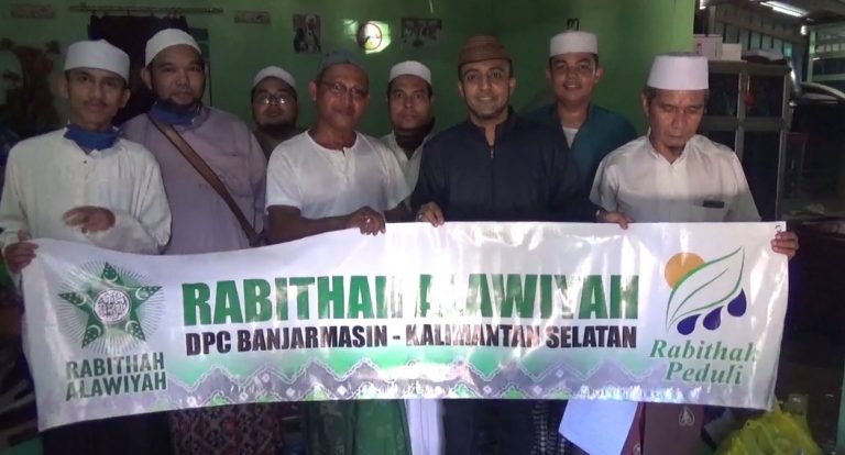 Habaib dan Syarifah Terima Sembako Dari DPC Rabithah Alawiyah Banjarmasin