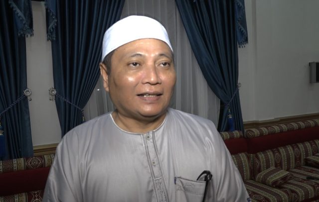 KH. M. Ridwan baseri, pimpinan Majelis Taklim Al Hidayah Kandangan