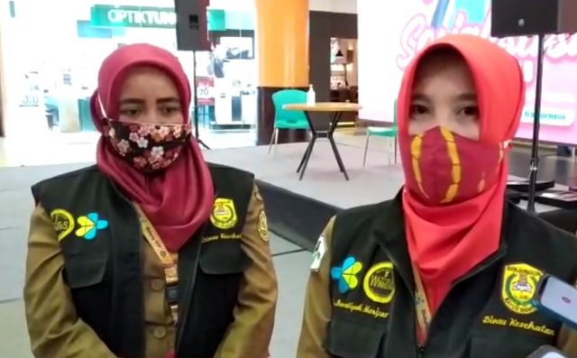 Bandiyah Ma'rifah (kanan) Kabid P2P Dinkes Kota Banjarmasin