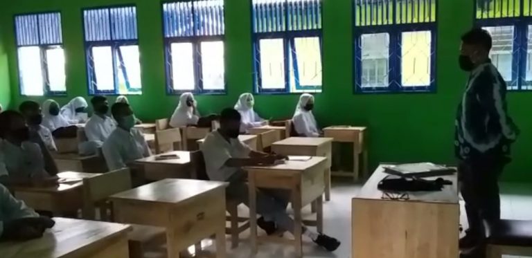 SMAN 5 Banjarbaru Masuk sekolah hanya 2,5 jam