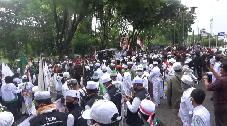 demo Aliansi Rakyat Banua Lambung Mangkurat atau Arbal