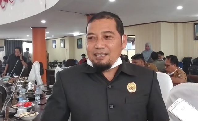 Suji Hendra, ketua Komisi III DPRD Kotabaru