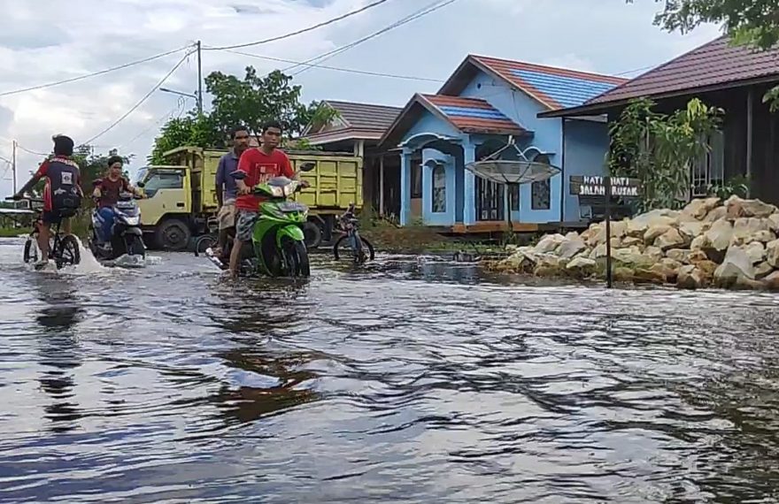 Sungai Nagara Meninggi Puluhan Rumah Di Daha Selatan Mulai Terendam