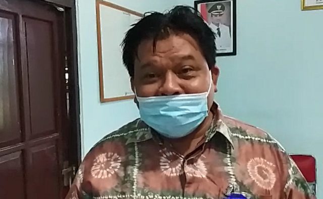Pejabat direktur PD Baramarta Agus Rahman