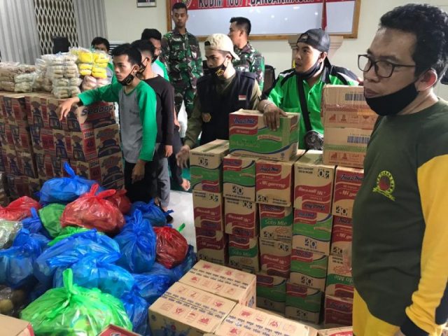 bantuan untuk keperluan sehari-hari, sudah terkumpul di posko banjir di Makodim 1007/Banjarmasin