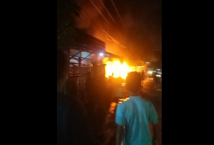 kebakaran di Desa Gudang Irang (foto:relawan)