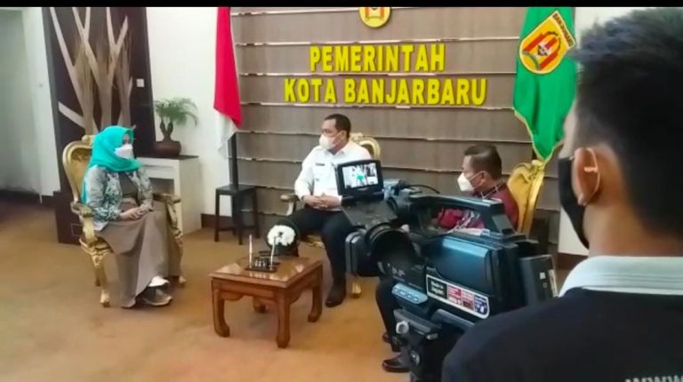 podcast Duta TV di Balaikota Banjarbaru (Foto: Duta tv )