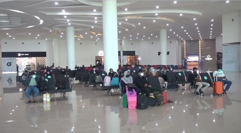 Suasana di Bandara Internasional Syamsudin Noor