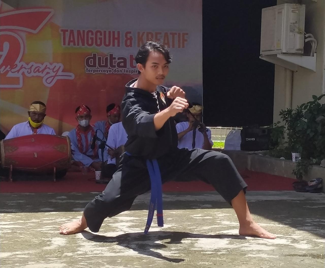 atraksi beladiri tradisional Bakuntau