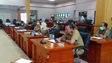 rapat bersama kepala badan diklat dan kepala Dinas Kesehatan Kota Banjarbaru