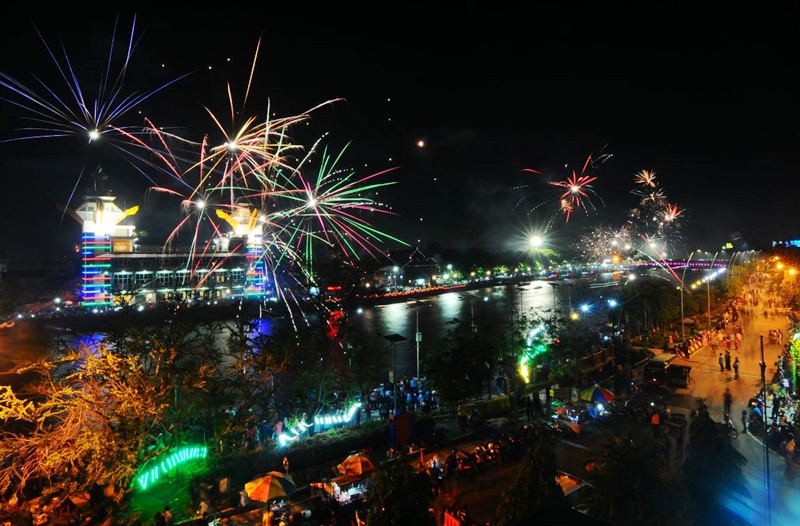 malam tahun baru di Banjarmasin, Kalsel (foto:jejakrekam.com)