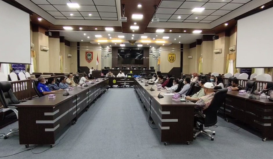 DPRD Banjarmasin Menggelar Rapat Terkait pengoperasionalan BPK di Banjarmasin