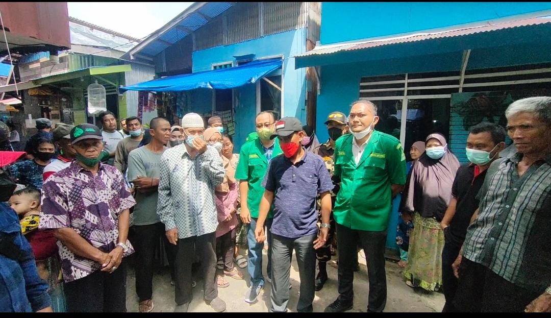 Wakil ketua DPRD Kota Banjarmasin, Tugiatno, mengunjungi lokasi kampung dan Pasar Batuah