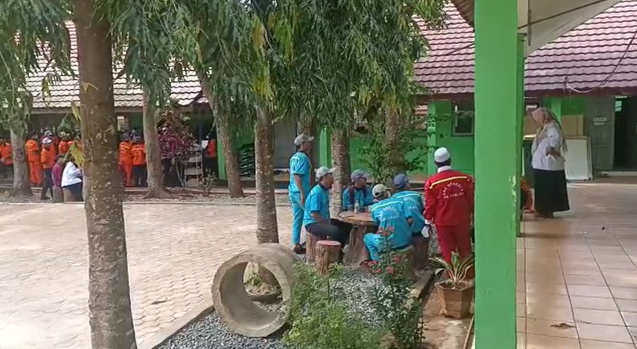 suasana di SMKN 2 Tanah Laut