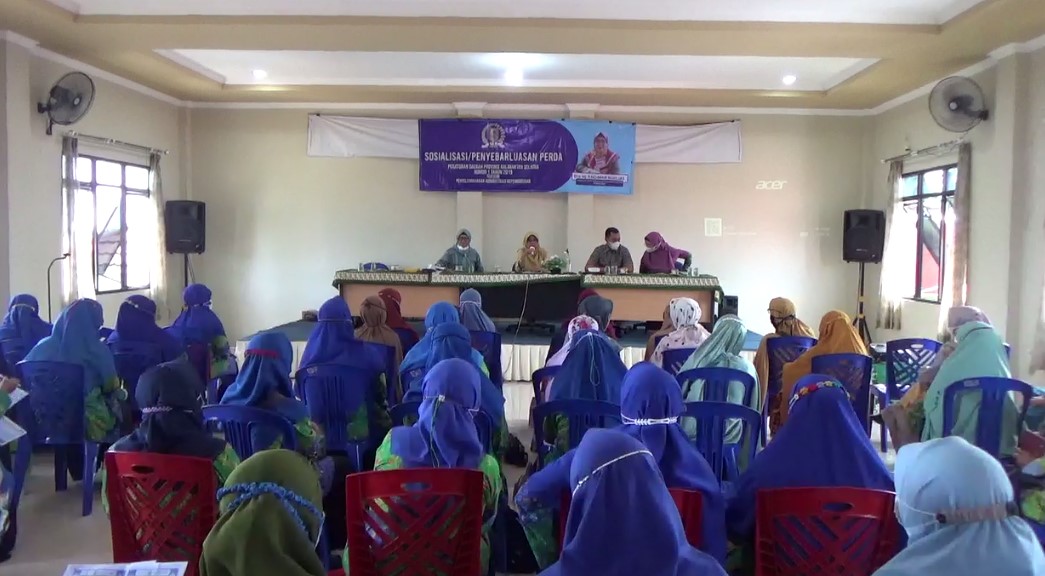 Sosialisasikan Peraturan Daerah Tentang Penyelenggaraan Administrasi Kependudukan