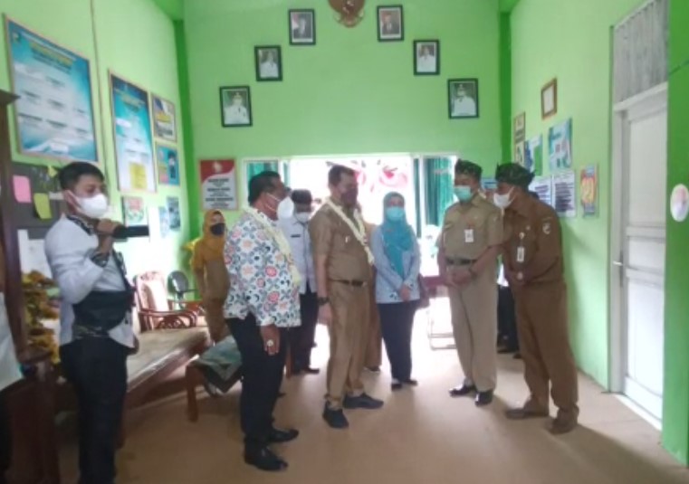 Wakil Bupati Tanah Laut Resmikan SSK dan Pik R