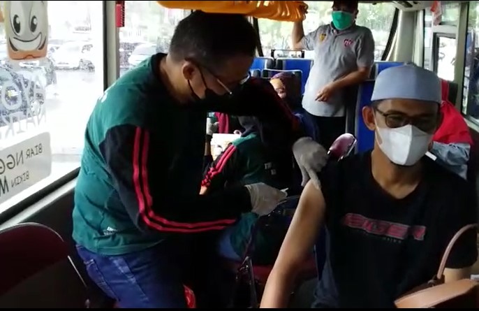 Vaksinasi Bergerak di Banjarbaru. (foto : duta tv)