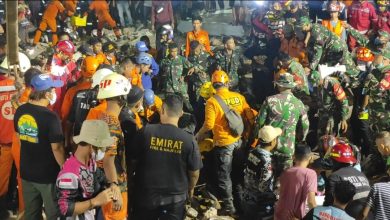 Dok : proses evakuasi korban toko ritel modern, di Gambut Kabupaten Banjar (foto:duta tv)