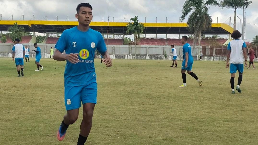 Skuad Barito Putera mulai melakukan latihan ringan (foto:duta tv)