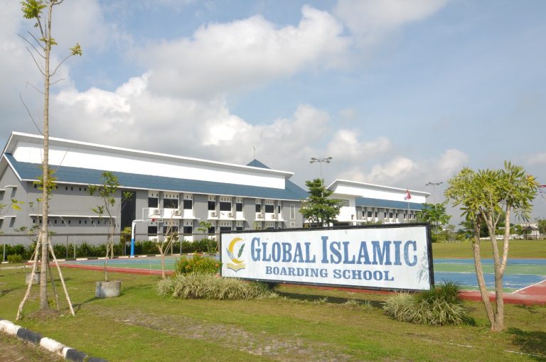 Berbasis Islam dan Berwawasan Internasional, SMA GIBS Jadi Sekolah