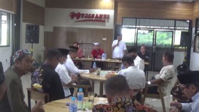kegiatan silaturahmi yang digelar Forum Pembaharuan Kebangsaan (FPK)  dan Ikatan Kekeluargaan Antar Suku Bangsa (Ikasba) Kalimantan Selatan