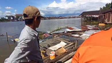 kondiri rumah ambruk di kawasan Teluk Tiram Banjarmasin