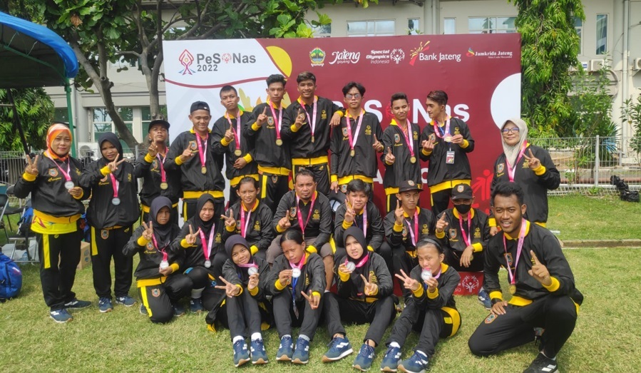 Pesonas Semarang : Sepakbola Kalsel Sumbang Emas dan Perak