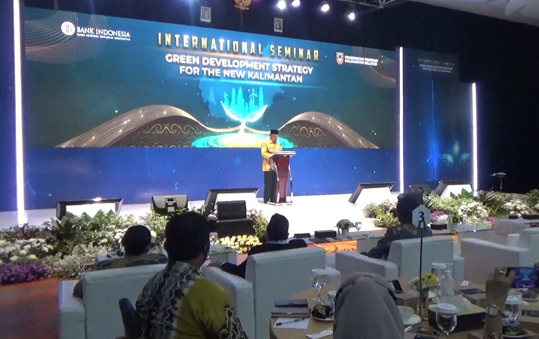 Internasional Seminar Pusat Ekonomi Hijau Indonesia dI kalimantan