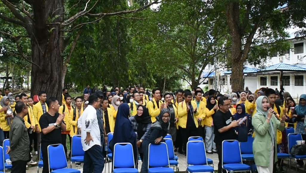 Mahasiswa ULM Mengikuti Kegiatan Grand Launching