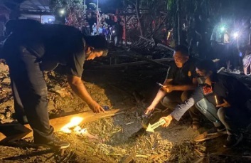 Ledakan Petasan Hancurkan 25 Rumah, Tubuh Korban Berserakan