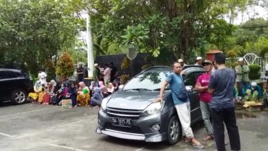 warga 'geruduk' DPRD Banjar