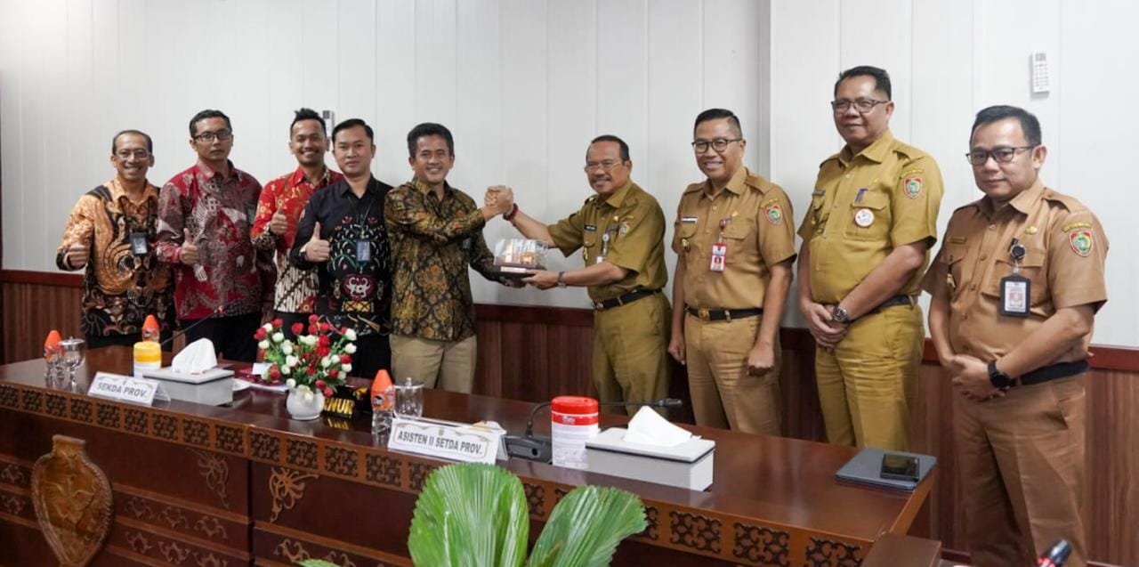 Kunjungan Manajemen PLN ke Pemerintah Provinsi Kalimantan Tengah, diterima oleh Sekretaris Daerah Provinsi Kalteng H. Nuryakin