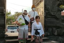 Ibadah nyepi di Pura Agung Jagat Natha