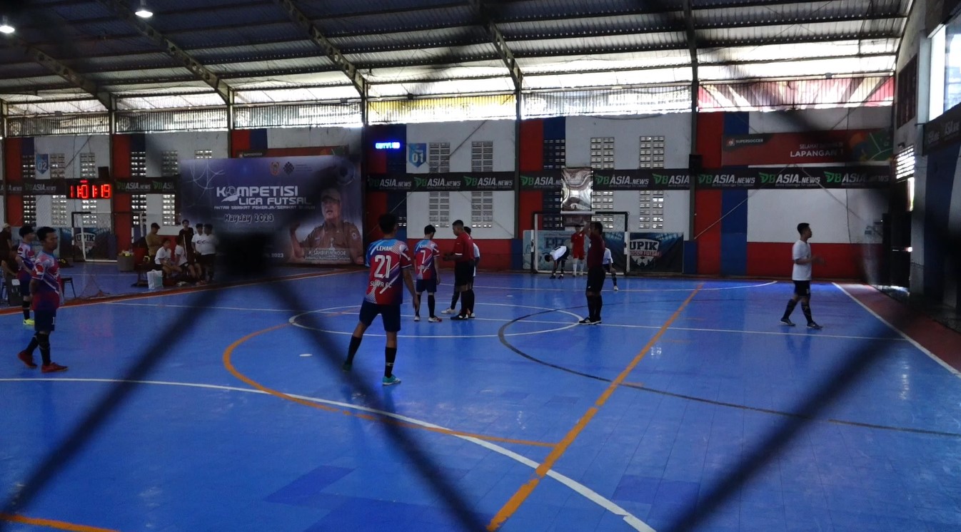serikat pekerja dan serikat buruh dari berbagai penjuru Kalimantan Selatan mengikuti pertandingan liga futsal