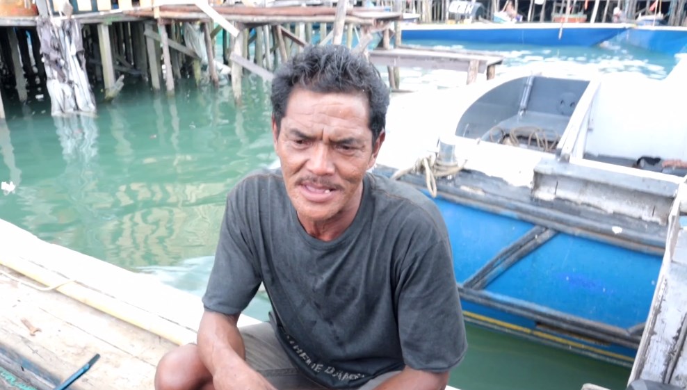 M Effendi, salah seorang nelayan yang selamat