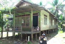 Proses Peninggian Bangunan Dengan Menggunakan Dongkrak