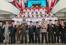 28 orang anggota Pasukan Pengibar Bendera (Paskibra) Kota Banjarmasin resmi dikukuhkan