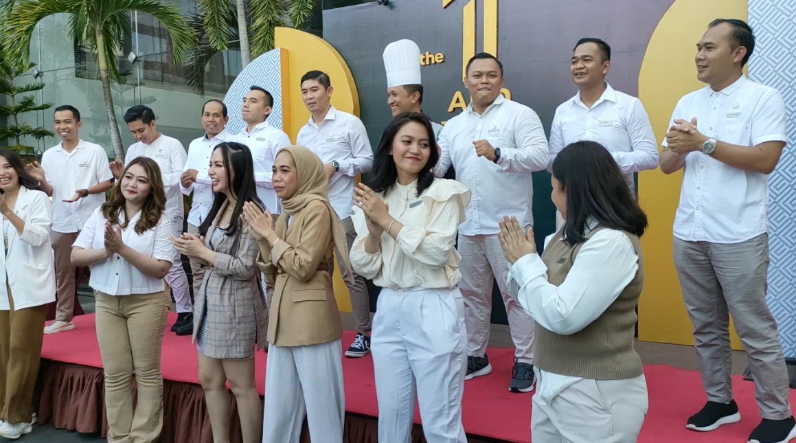 Fugo Hotel Banjarmasin menggelar syukuran perayaan satu tahun hari jadi