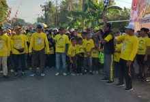 Ribuan Masyarakat Mengikuti Jalan Sehat di Jalan A Yani