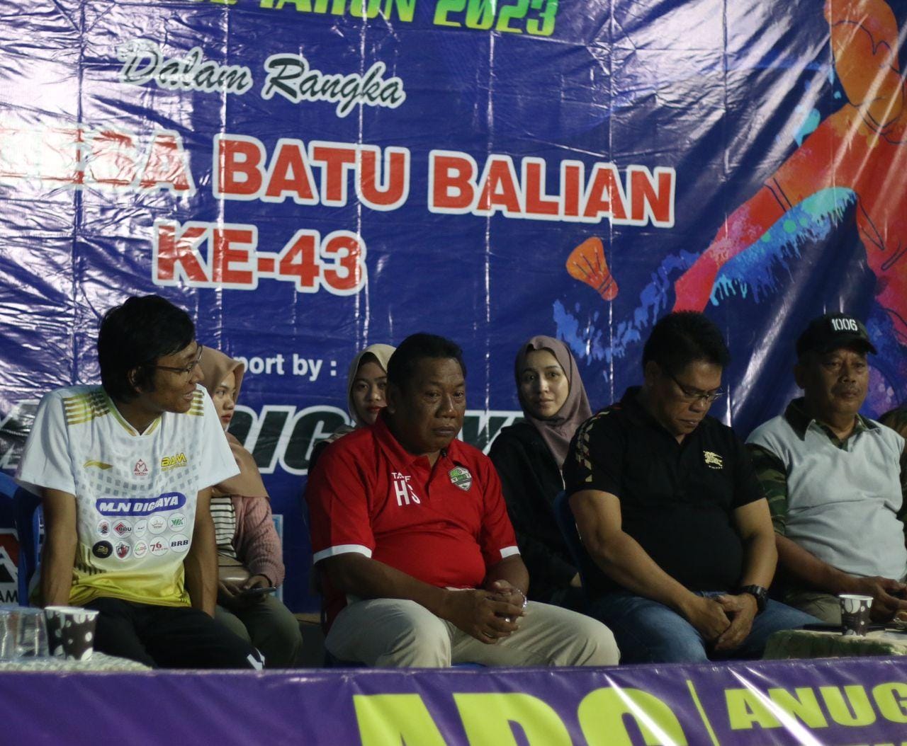 Dari kiri Pambakal H. andriansyah, Pembina Pb. BAM H.Salman, Kapolsek Simpang Empat AKP Hamidi, Danramil 03 Simpang Empat Kapten CHK Hadi. S