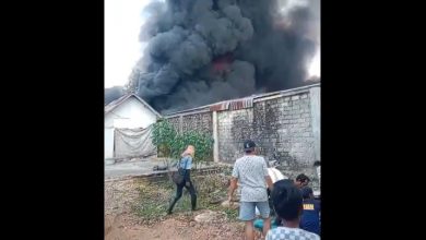 kebakaran di gudang minyak ilegal di Banjarbaru