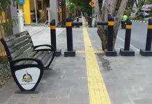 kursi santai di pedestarian jalan Banjarbaru