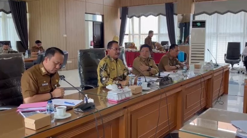 Sekretariat DPRD Provinsi Kalimantan Selatan mengumpulkan sekretaris DPRD dari kabupaten-kota se Kalsel dalam rapat koordinasi