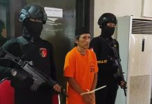 Watno, warga Jawa Tengah. Tertangkap karena kasus menyebarkan selebaran berisi nada rasis
