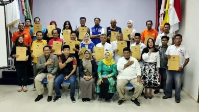 KPU Kota Banjarmasin resmi menyerahterimakan dan menetapkan daftar calon tetap legislatif untuk Pemilu 2024
