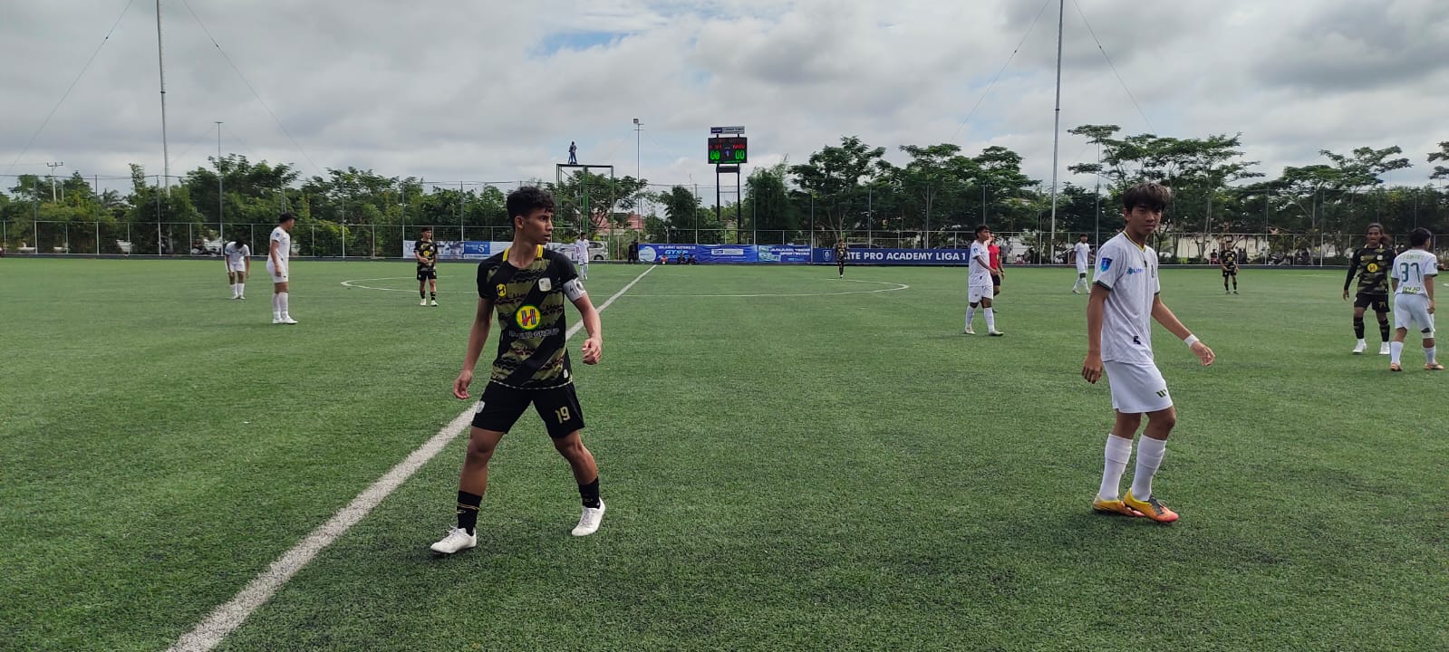 Tim Barito Putera U-16 dan U-18 menutup laga kandang terakhir mereka dalam kompetisi Elit Pro Academy